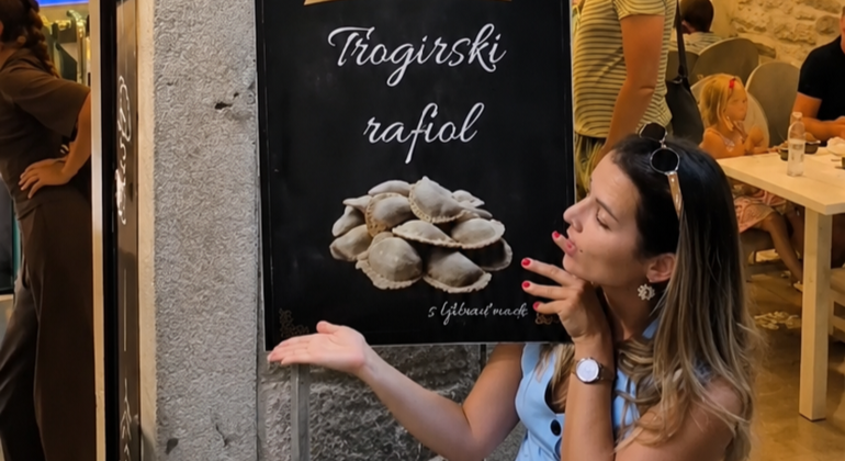 free-trogir-walking-tour-where-history-meets-local-life-en-7