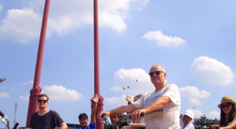 go-gold---bangkok-temple-tour-es-1