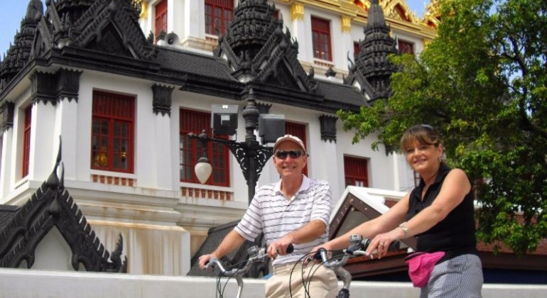 go-gold---bangkok-temple-tour-es-4