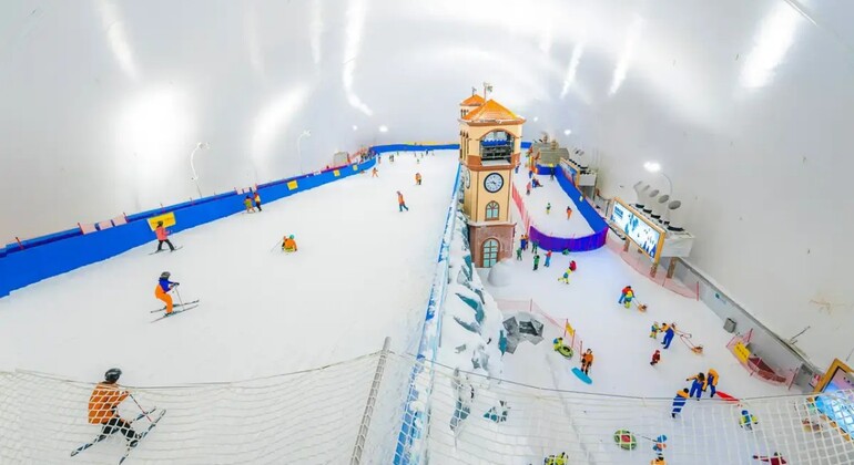 shenzhenkaroo-ice-and-snow-world-four-hour-ski-pass-en-3
