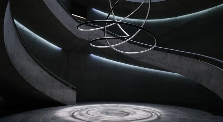 Entrée du musée d'art et œuvre de Tadao Ando
