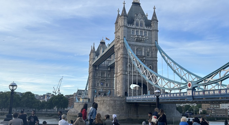 iconic-london-from-the-tower-of-london-to-st-pauls-es-1