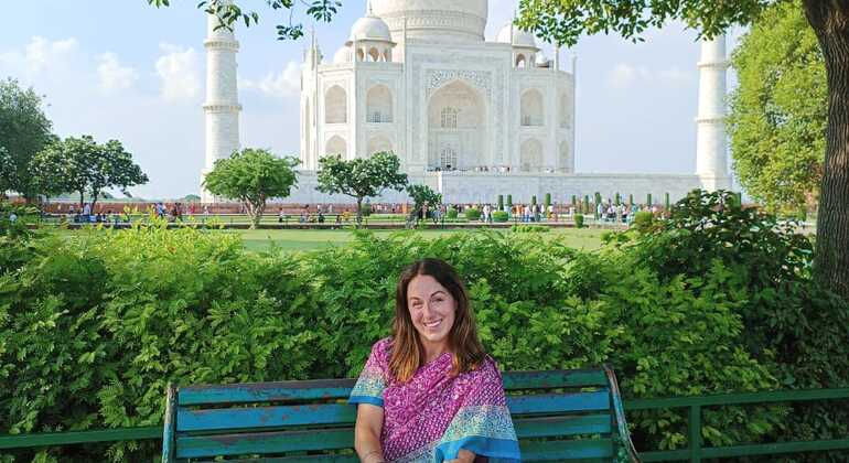 Halbtagestour zum Taj Mahal und zum Agra Fort Bereitgestellt von Taj Mahal Agra fort Half Day Tour