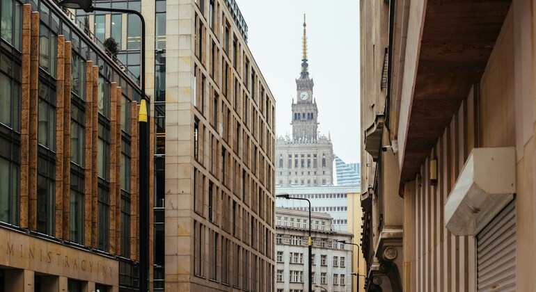 free-tour-of-warsaw-secrets-of-a-city-that-refused-to-disappear-es-1