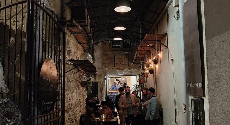 Avignon Wine & Stories Walking Free Tour