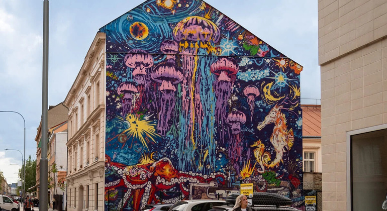the-secret-side-of-prague-beer-urban-art-es-4