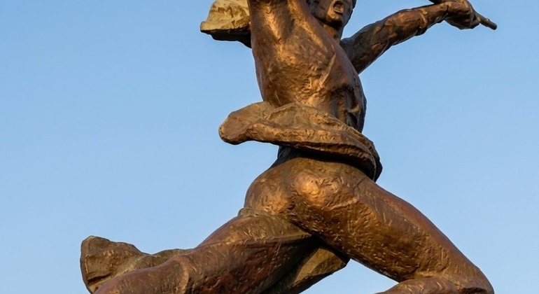 durres-evening-walking-tour-with-roman-amphitheatre-visit-es-2