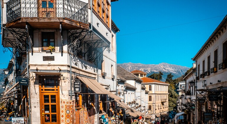 gjirokastra-stone-chronological-city-tour-es-1
