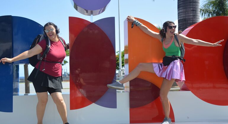 Kostenlose „Silent Disco“-Stadtrundgangstour durch Funchal  Bereitgestellt von Funchal Silent Disco Walking Free Tour