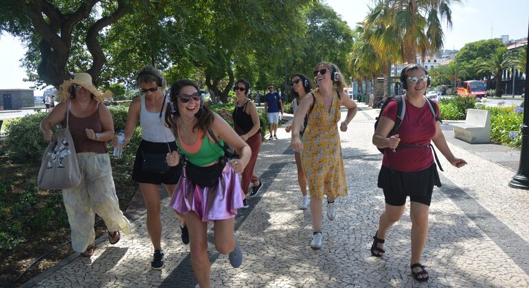Kostenlose „Silent Disco“-Stadtrundgangstour durch Funchal  Portugal &mdash; #3