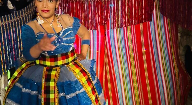 Espectáculo de lucha libre de las cholitas y visita a la galería de arte Bolivia &mdash; #3