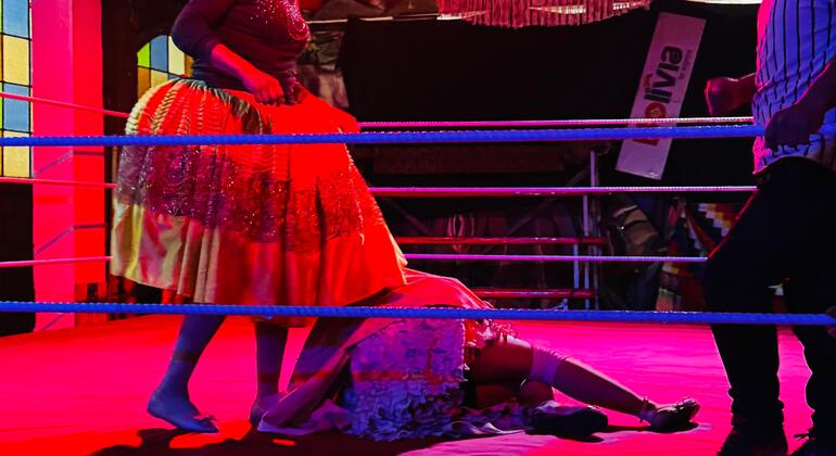 Espectáculo de lucha libre de las cholitas y visita a la galería de arte Bolivia &mdash; #7