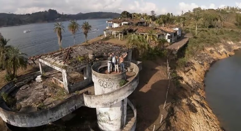 Guatapé: Pablo Escobar's Hacienda & Boat Ride Colombia &mdash; #3