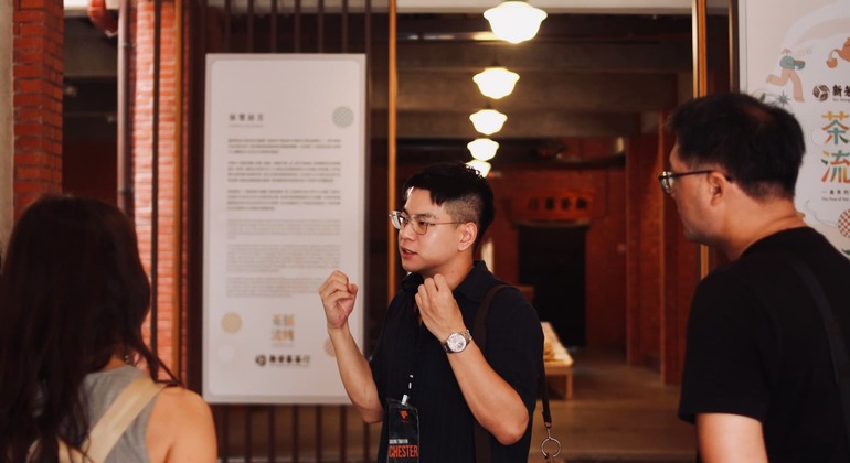tea-ceremony-tea-tasting-experience-with-qipao-es-2