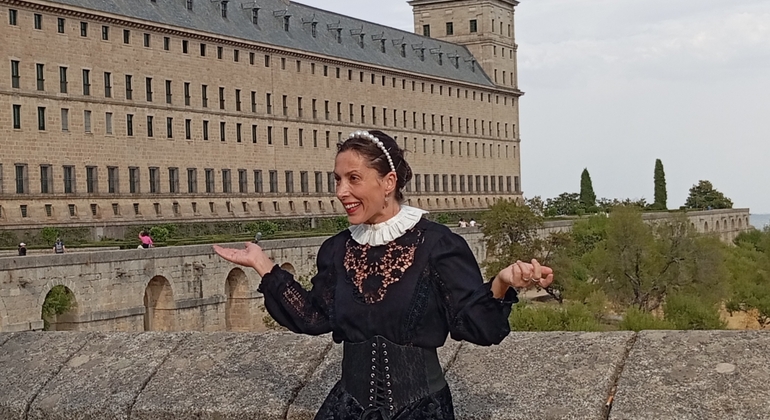 Dramatized Tour with Anne of Austria in San Lorenzo de El Escorial