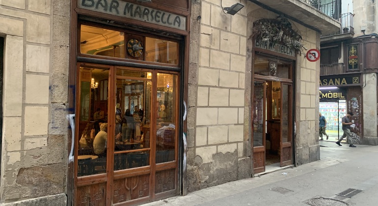 Tour gratuito “Religione e Boemia”: Il Raval mistico, autentico, senza veli Spagna &mdash; #11