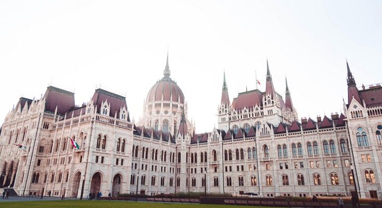 Visita turística histórica por Budapest - Recorrido a pie Operado por Budapest Historical Sightseeing -  Walking Tour