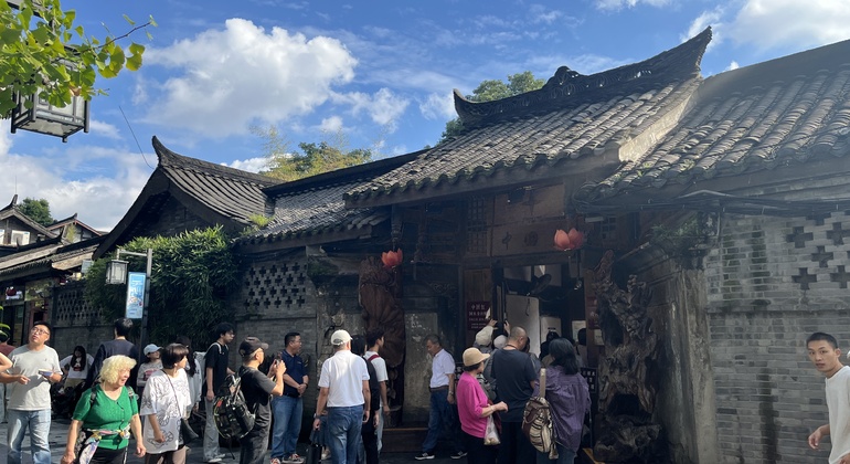 Chengdu Walking Tour: A Local's Guide to History & Slow Life China &mdash; #15