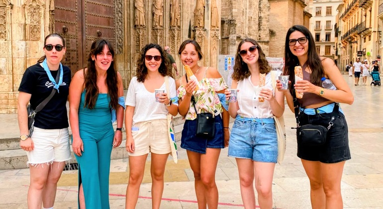 I capolavori di Valencia: San Nicolás, la Cattedrale, la Borsa della Seta e altro ancora Fornito da Valencia’s Masterpieces: San Nicolás, Cathedral, Silk Exchange & more