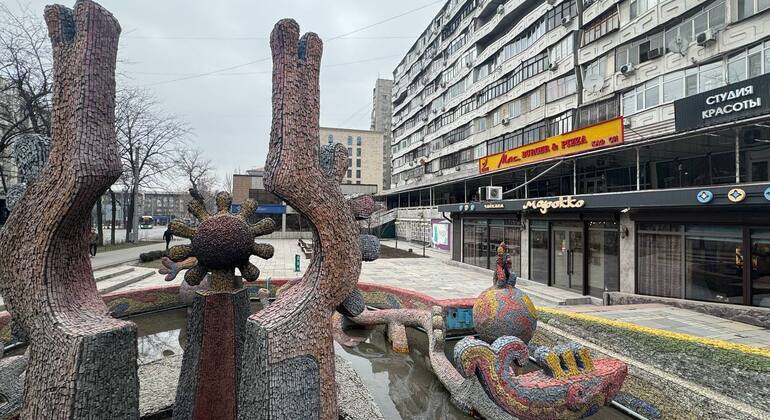 Visite de Bichkek : histoire de l'URSS, architecture soviétique, statues et mosaïques Kirghizistan &mdash; #4
