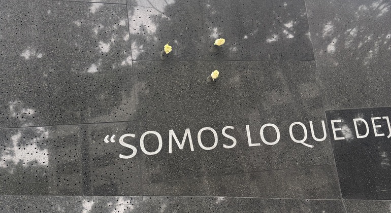 Oltre Escobar: tour sulla storia, la memoria e la trasformazione di Medellín Colombia &mdash; #2