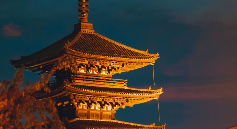 Free Evening Tour of Gion and the Geisha Districts  Japan &mdash; #4
