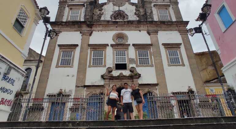 free-walking-tour-en-salvador-discover-the-pelourinho-en-1