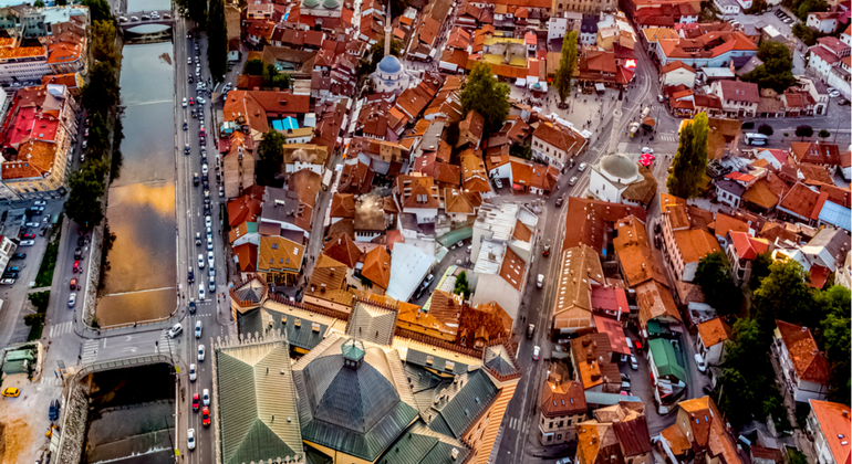 FREETOUR.com — Descubra Sarajevo, la Jerusalén de Europa Descubra Sarajevo, la Jerusalén de Europa Operado por Toureedoo Sarajevo City Tours