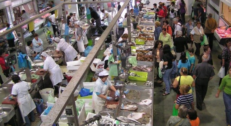 Visite à pied du marché aux poissons Fournie par Guillermo