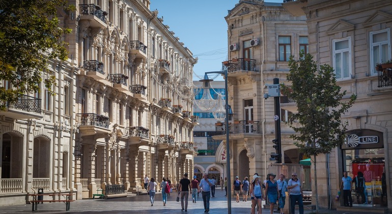 Baku Downtown Original Walking Tour Provided by ToursExpert