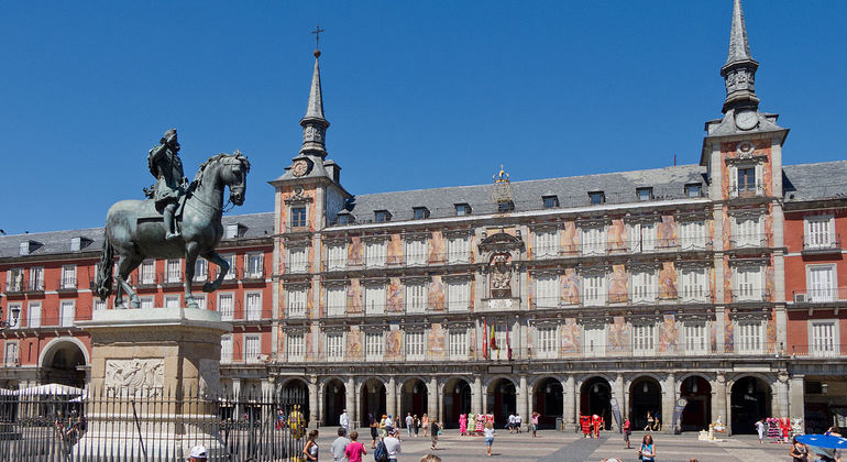 Visite à pied gratuite des points forts de Madrid  Fournie par MAYRIT WALKING TOURS