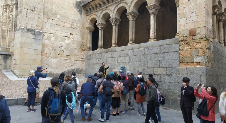 Gita di un giorno a Segovia in autobus con visita guidata a piedi inclusa