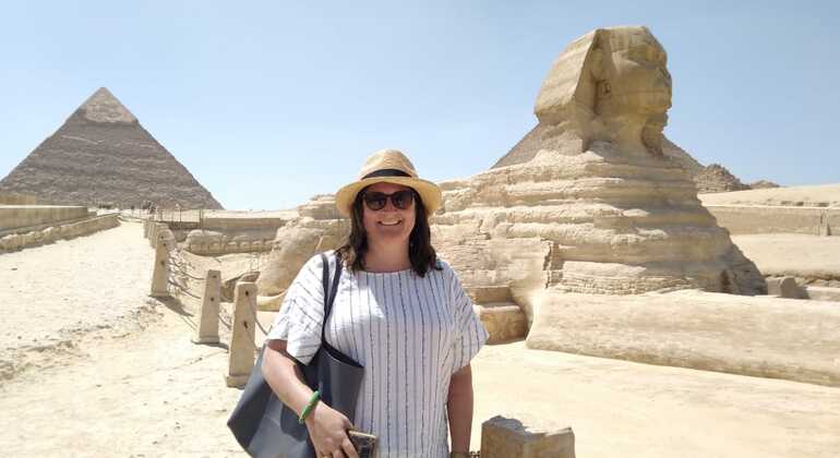 4 heures de visite privée d'une demi-journée des pyramides de Gizeh et du Sphinx Fournie par Maria Michael