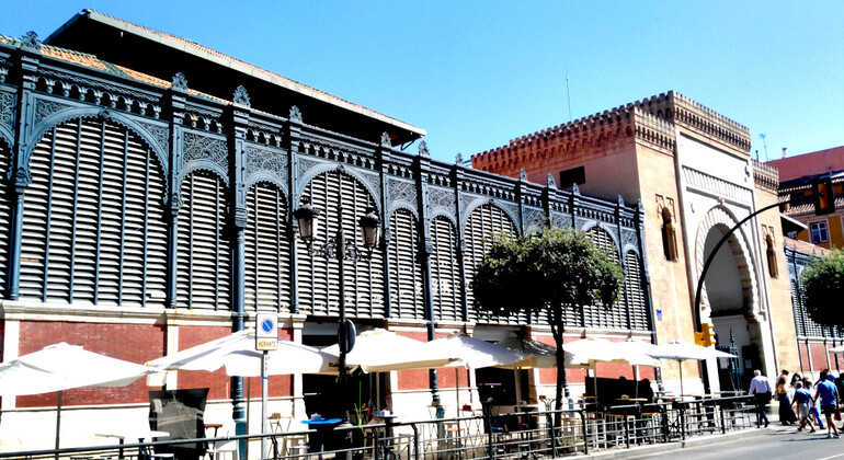 MálagaWine and Tapas Night Tour with Local Guide Provided by Tour&Guide Spain