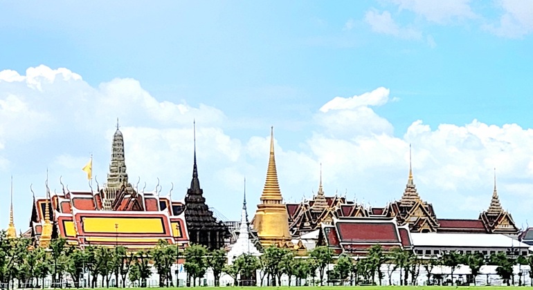 Tour a Pie por la Mañana al Casco Antiguo de Bangkok Tailandia — #1
