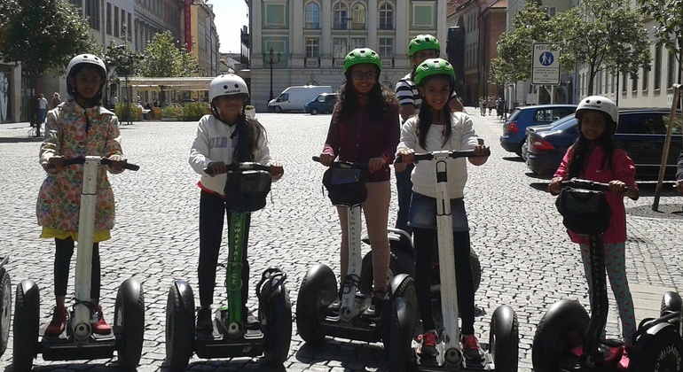 segway-tour-prague-three-hour-es-3