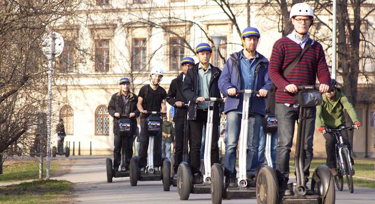 segway-experience--hour-prague-parks-tour-es-1