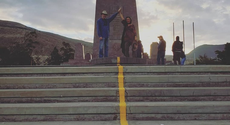 Quito Tour: A la Mitad del Mundo Operado por Elvis Eduardo Guzmán Camacho