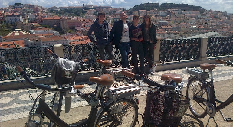 Passeio de e-bike pelo centro de Lisboa Organizado por Bike A Wish - Bike Rental & Tours