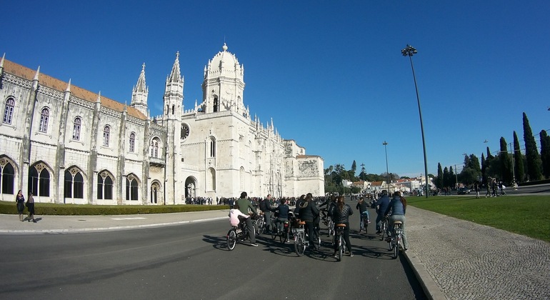 West Lissabon E-Bike Tour in Belém Bereitgestellt von Bike A Wish - Bike Rental & Tours