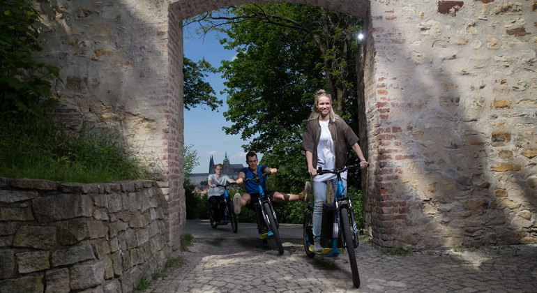 prague-e-scooter-tour-grand-city-tour-es-1