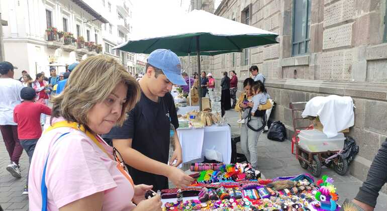 Free-tour-Quito-shopping-3