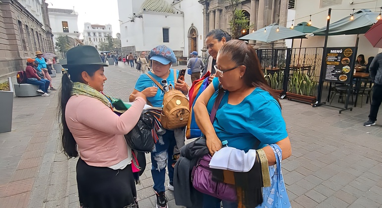 Free-tour-Quito-shopping-5