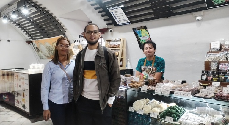 Free-tour-Quito-shopping-6