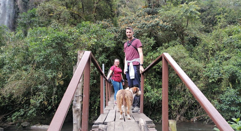 Hike-to-the-Three-Waterfalls---Kana-Yaku-Trek-2