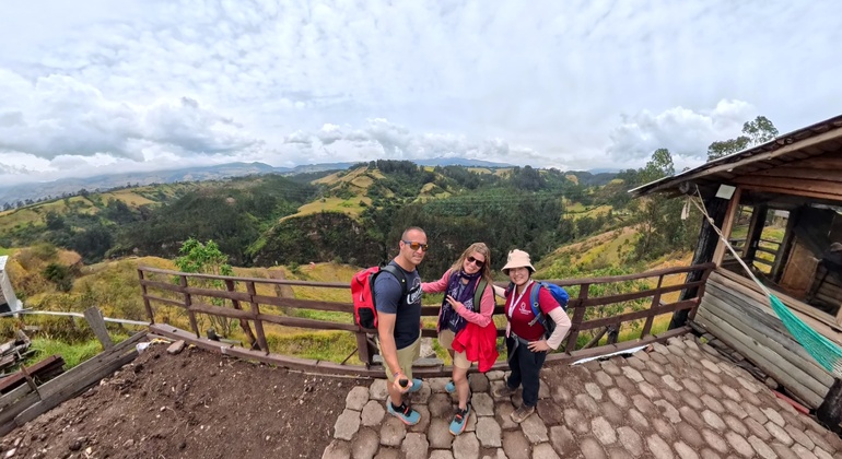 Hike-to-the-Three-Waterfalls---Kana-Yaku-Trek-10