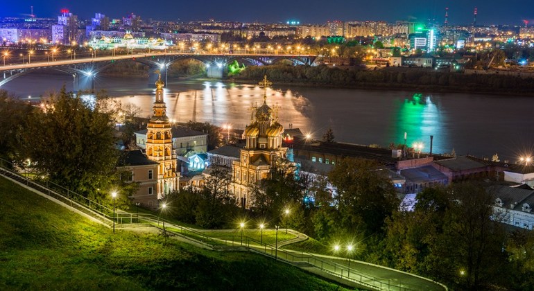 Visite nocturne à Nijni Novgorod