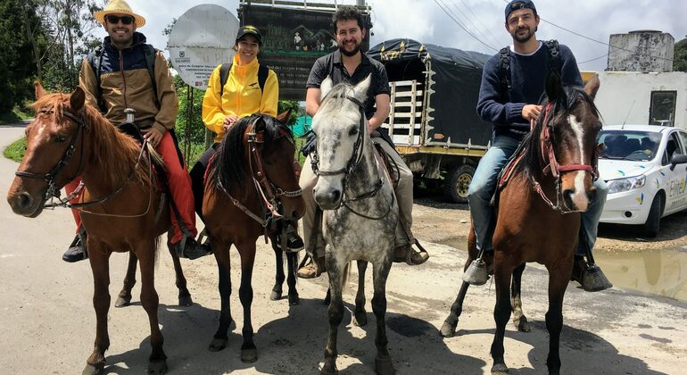 Cabalgata desde Guadalupe a Monserrate