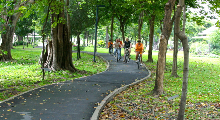 Bangkok Stadtkultur mit dem Fahrrad Bereitgestellt von Recreational Bangkok Biking