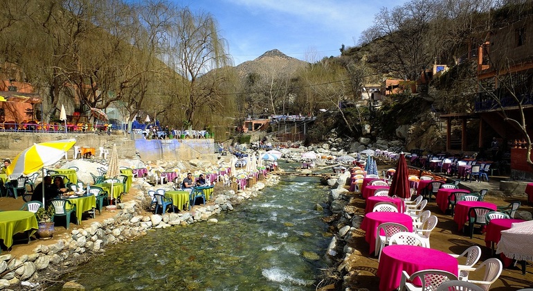 Excursion d'une journée à Ourika avec déjeuner et cours de cuisine Fournie par Traces berberes